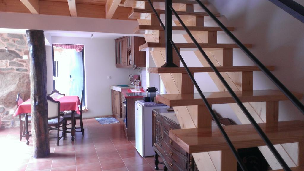 Casa Campo Cortes De Baixo Affittacamere Esterno foto